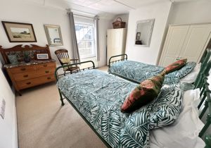 Photo 5- click for photo gallery